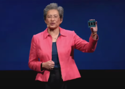 AMD CEO Lisa Su shows off Turin.