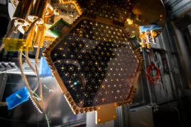 CMB-S4 superconducting detector wafer undergoing tests at Berkeley LabUSED WITH PERMISSION OF LAWRENCE BERKELEY NATIONAL LABORATORY © THE REGENTS OF THE UNIVERSITY OF CALIFORNIA, LAWRENCE BERKELEY NATIONAL LABORATORY